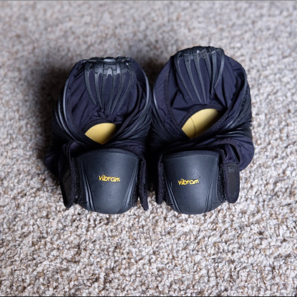 Vibram Furoshiki Wrap Shoes Yoga Minimalist (Med)